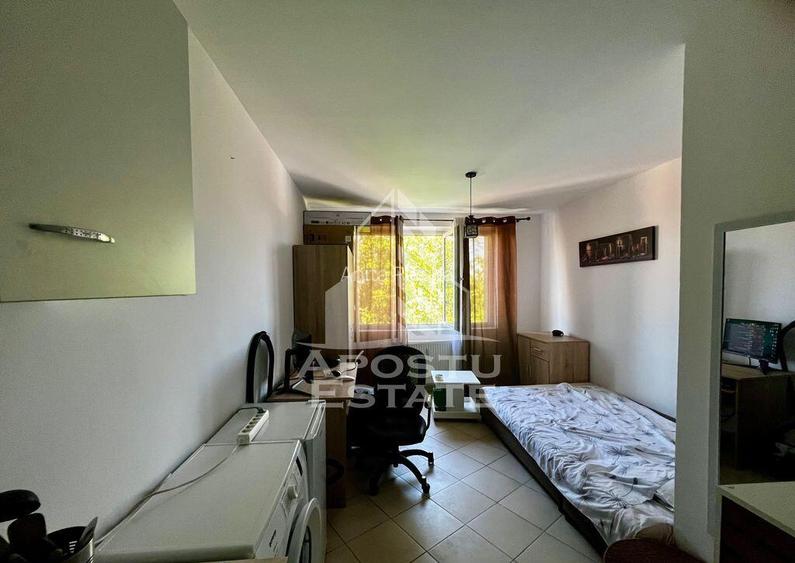 Garsoniera,etaj 3, zona Lipovei Garsoniera,etaj 3, zona Lipovei