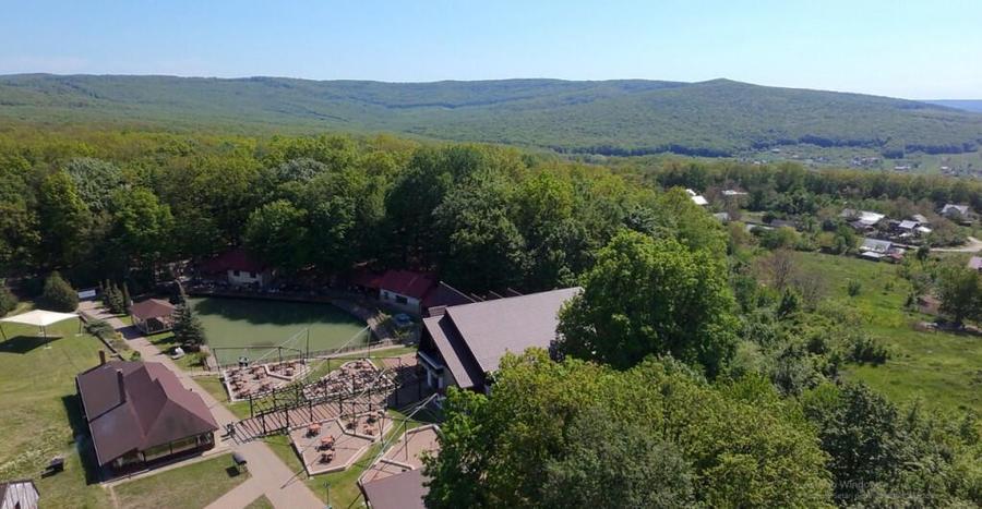 Teren de Vanzare 850 mp | Petrarie Burnova | Zona Ve - 7