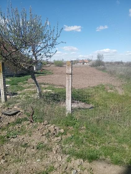 Casa de vanzare loc lini?tit - 2