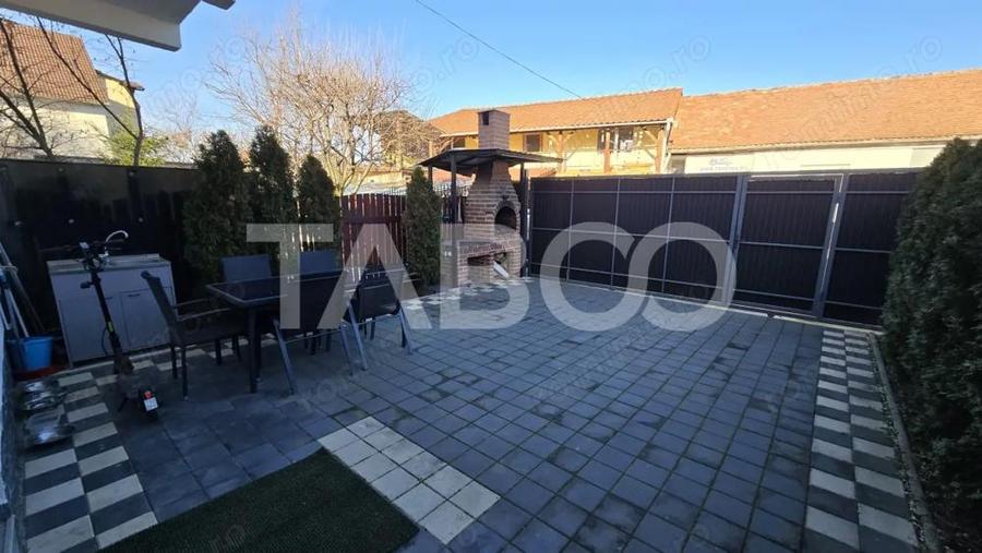 Casa individuala de vanzare 4 camere 2 bai balcon si parcare Selimbar - 10