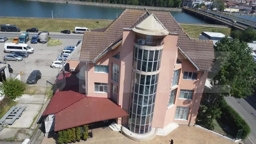 Motel + Sala de evenimente, fiecare avand suprafata de 750 mp, zona centrala - 6