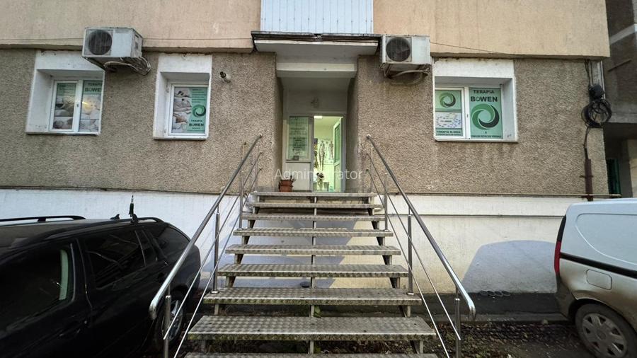 Apartament -2 camere- spatiu comercial LIDL Roman