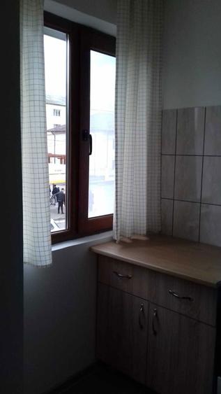 Inchiriez garsoniera zona Piata Sud - 7