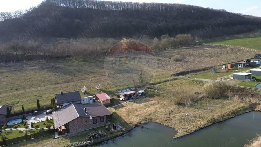 Teren de 7000 mp, în Hoghilag