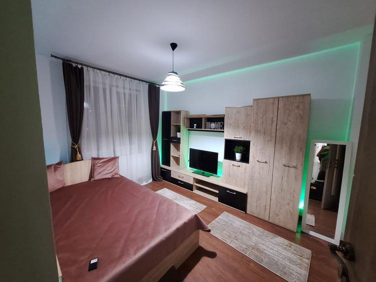 Inchiriez garsoniera zona str.Albac - 1