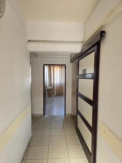 Dau in chirie Cladire birouri, ultracentral D+P+2E, 150mp pe nivel, SC tot-636 mp Inc oras , rampa, - 3