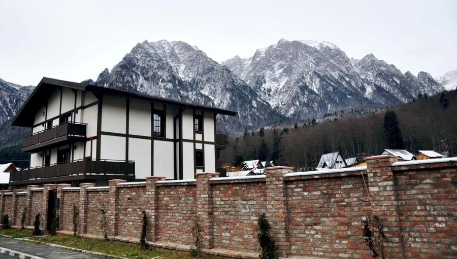 Vilă turistică de vanzare în Bușteni cu panorama superba catre Caraiman - 4