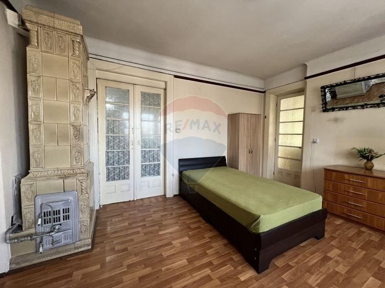 Apartament interbelic cu autenticitate, Avrig 18 - 22