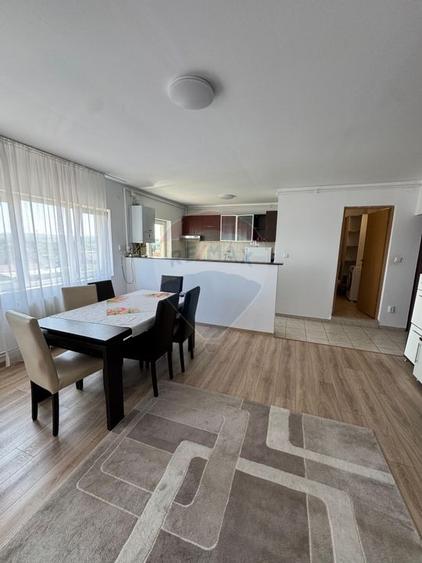 Apartament cu mansarda, 75 mp utili, 3 camere - Strada Muncel - 1