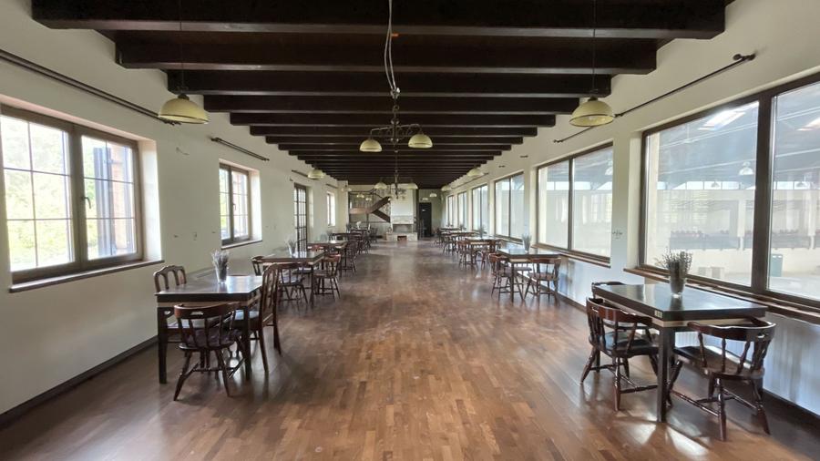 Destinație mixtă (restaurant, showroom, manej) – Herneacova - 5