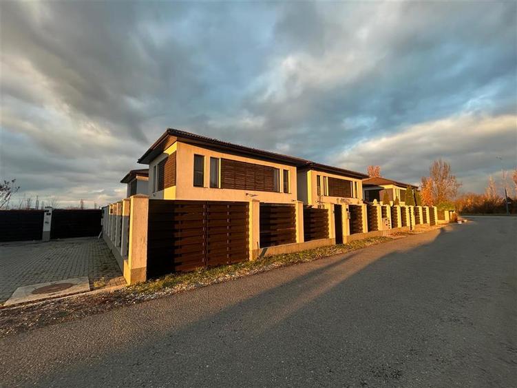 Casa individuala, 4 camere, Brasov strada Bradetului - 1