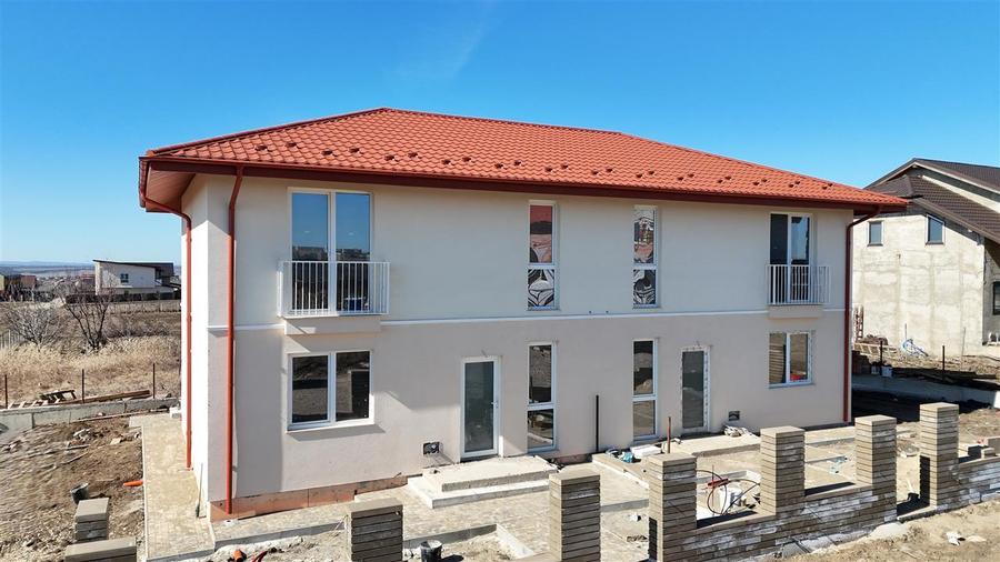 Casa Duplex Valea Lupului,4 camere,Incalz Pard,Asfalt,0% Comision - 2