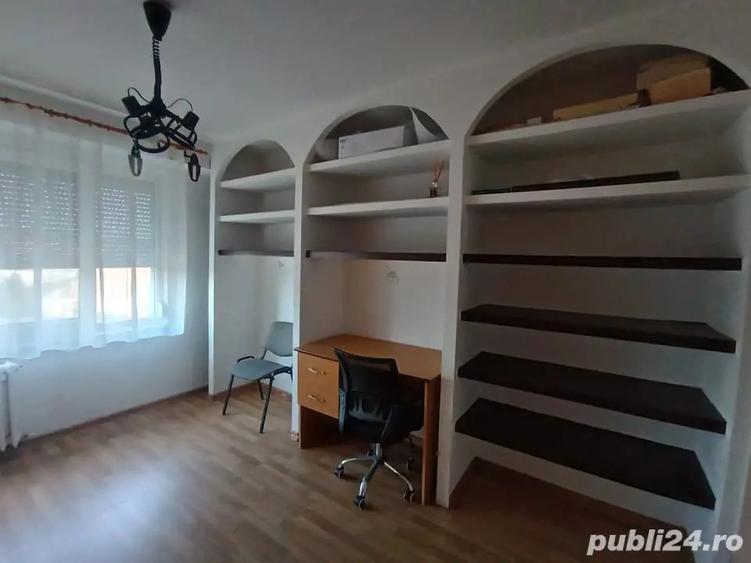 Apartament 3 camere decomandat Vis-a-Vis de piata Decebal - 2