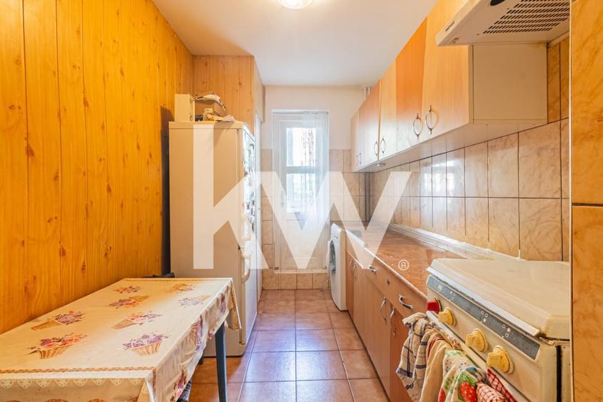 Oportunitate!! Apartament 3 camere decomandat la pret de garsonieră -COMISION 0% - 9