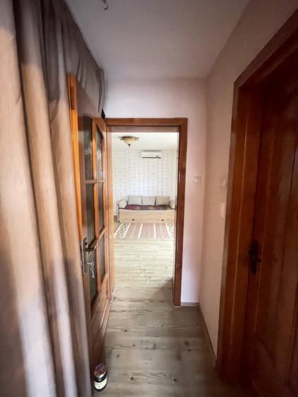 Apartament Deosebit, semidecomandat  cu garaj in curte - 10