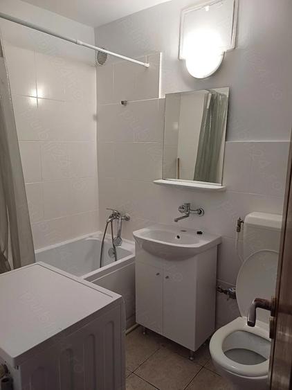 Inchiriez garsoniera confort 1 zona Unirii Centru - 4