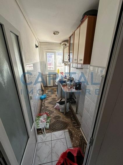 Comision 0%, apartament 3 camere cf.1 semidecomandat in Micro III - 6