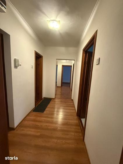 Apartament cu 3 camere în Gării