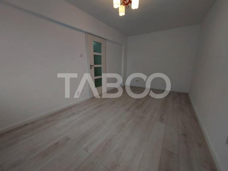 Apartament de vanzare decoamandat  renovat 2025 Sibiu in zona Rahovei - 1