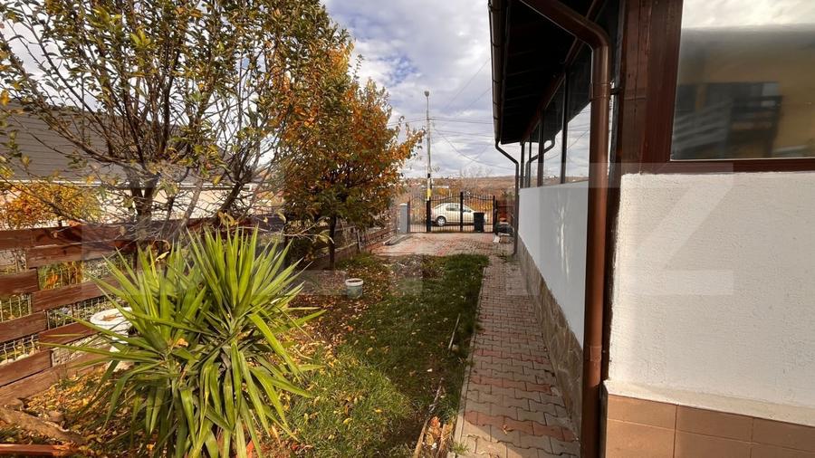 Apartament la casa 4 camere - Bucium - 1