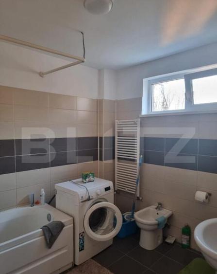 Bloc de apartamente pentru investi?ie, 521 mp utili, zona F - 5