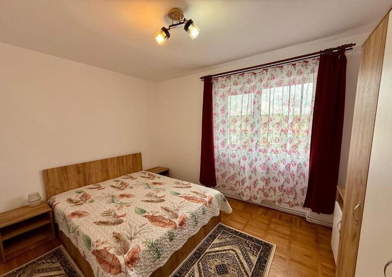 Apartament 3 camere complet renovat Zona Dacia etaj 3 - 6