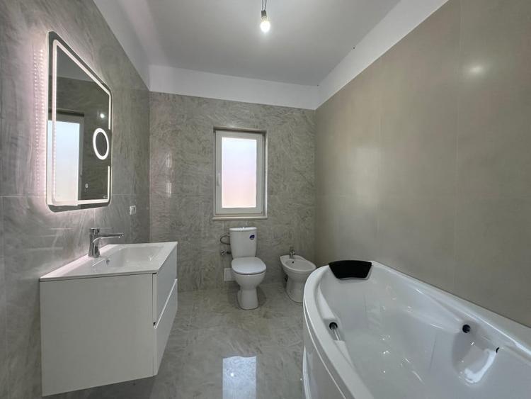 Casa de vanzare,  4 camere  in Valea Lupului, Iasi - 18