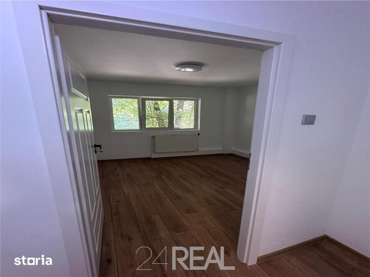 Apartament cu 4 camere decomandat în Tineretului