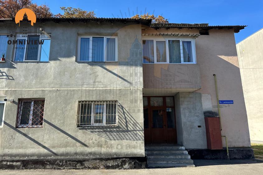 Garsonieră decomandată în Noua