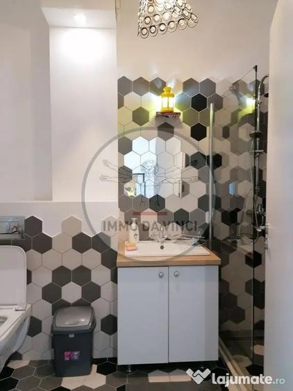 Apartament cu 2 camere decomandat în Sopor