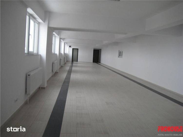 Spațiu comercial, de 169 mp, în Central