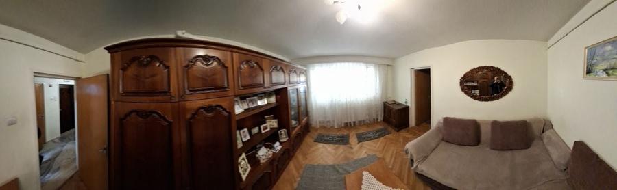 Apartament cu 2 camere semidecomandat în Radu Negru