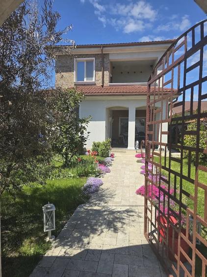 Casă cu Teren 480 Mp în Cumpăna