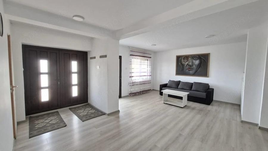 Casă cu Teren 1200 Mp în Budeasa