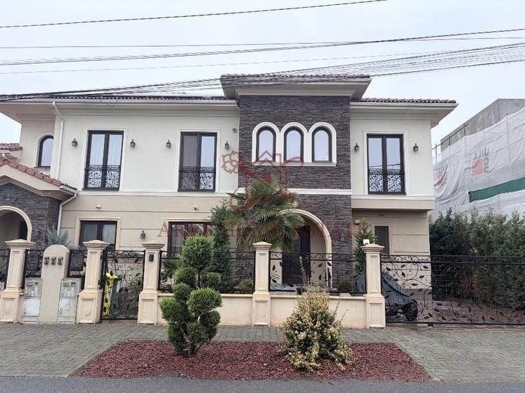 Casă individuală cu 5 camere cu Teren 900 Mp în Dumbrăvița