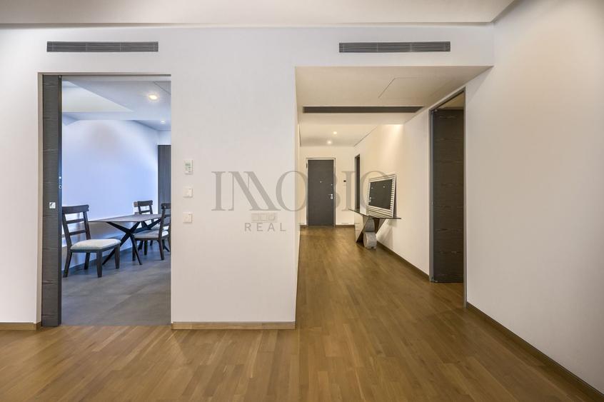 Apartament cu 5 camere în Primăverii