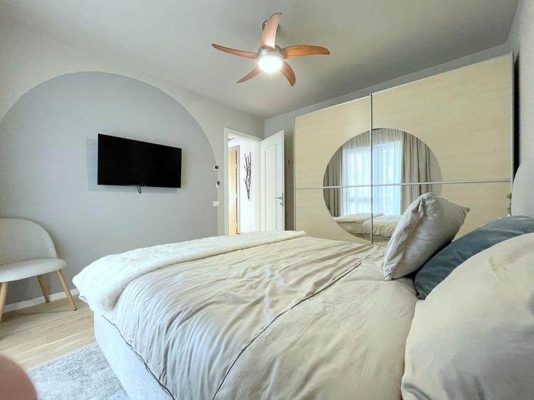 Apartament cu 2 camere decomandat, mobilat în Central