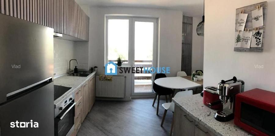 Apartament cu 4 camere decomandat în Centrul Istoric