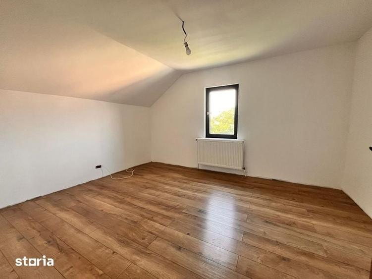 Casă cu 4 camere cu Teren 260 Mp în Mănești