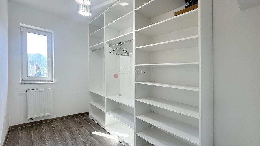 Apartament cu 2 camere decomandat, mobilat în Avantgarden