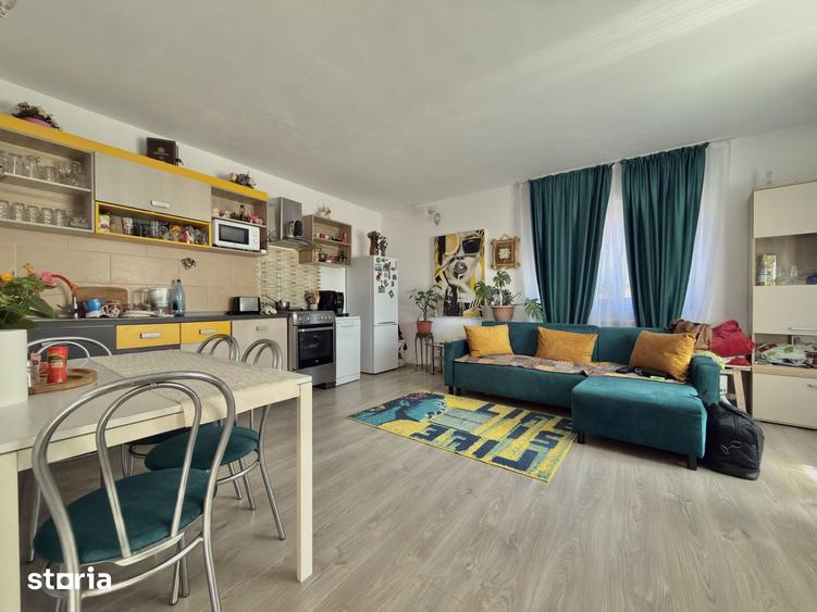 Casă cu 3 camere cu Teren 215 Mp în Lumina