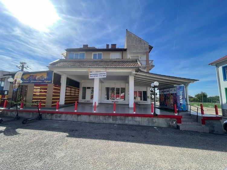 Spațiu comercial, de 150 mp, în Șiria