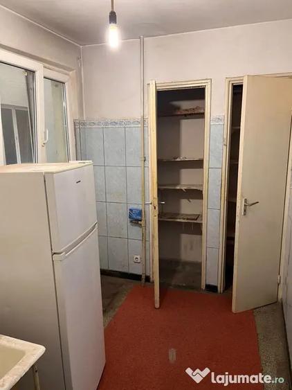 Apartament cu 2 camere decomandat în Cantemir