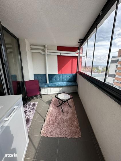 Apartament cu 3 camere în Piața Centrală