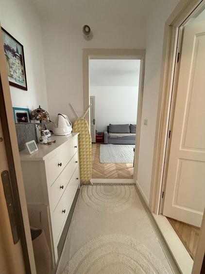 Apartament cu 2 camere semidecomandat în Central