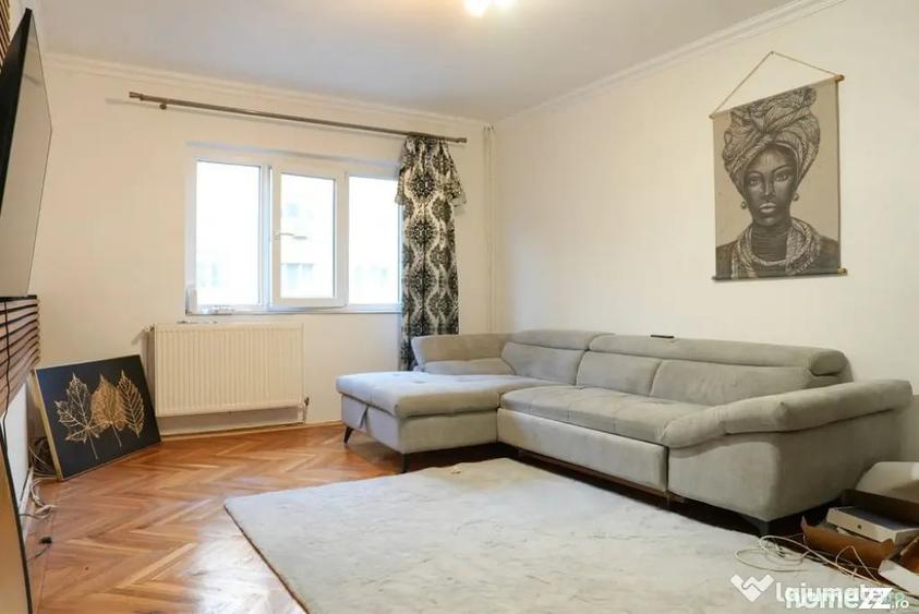 Apartament cu 2 camere decomandat în 1 Mai