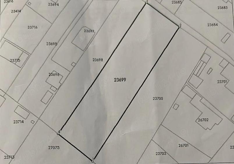 Teren de 2500 mp, în Central