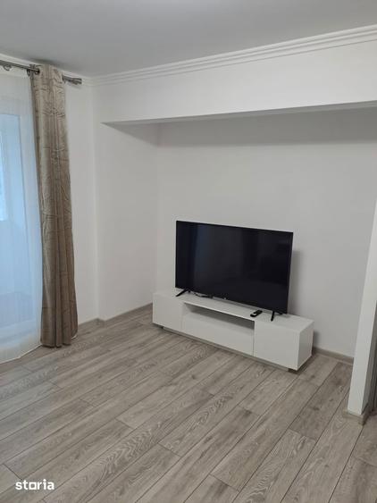 Apartament cu 2 camere, mobilat în Micro 14