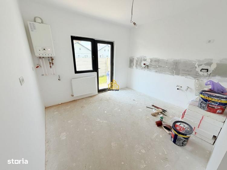 Casă cu 3 camere în Central