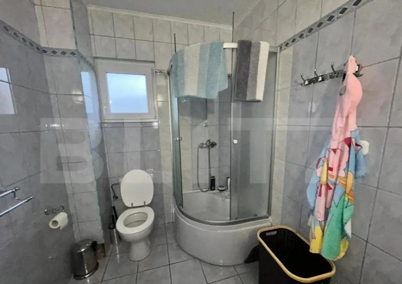 Casa de vanzare , 258.00 utili + 418 teren, zona Closca - 8